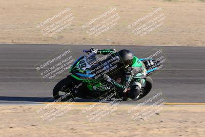 media/Dec-04-2022-CVMA (Sun) [[e38ca9e4fc]]/Race 12 500 Supersport-350 Supersport/